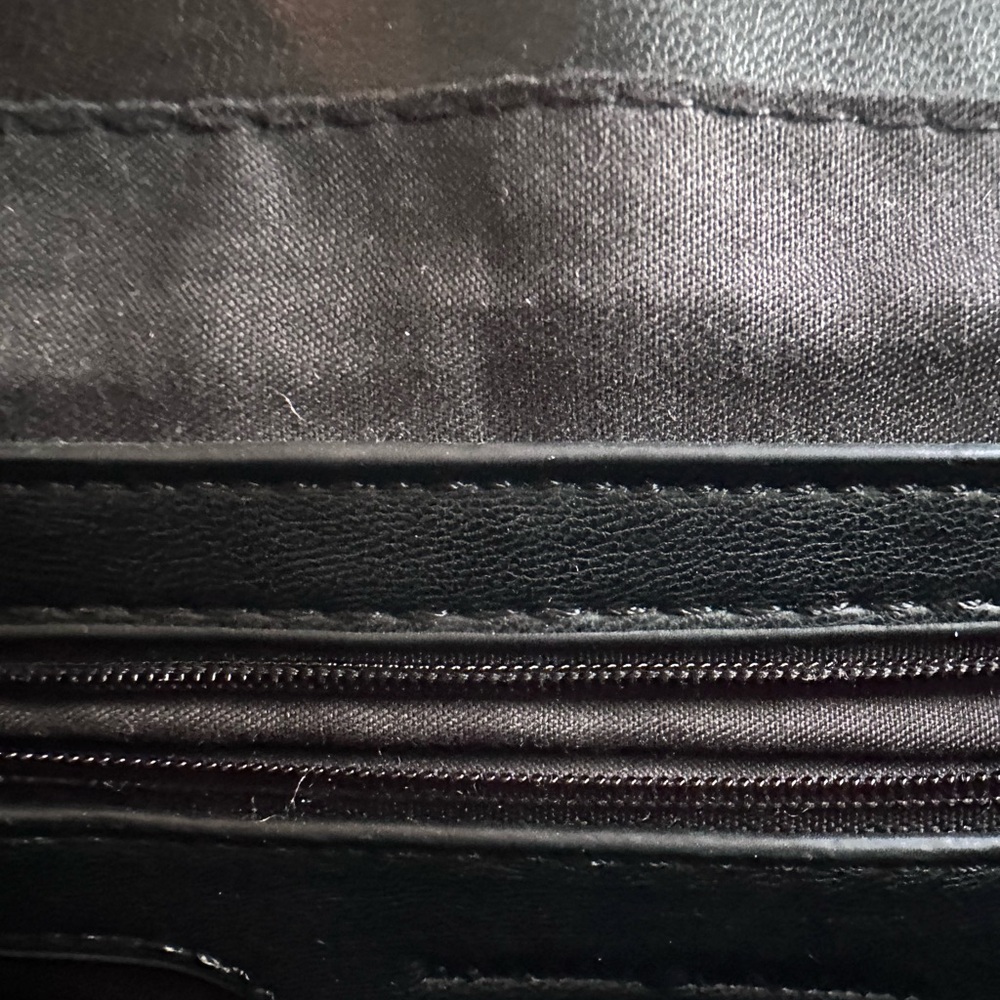 BADGLEY MISCHKA | Quilted Vegan Leather Messenger Crossbody Bag & Cosmetic Bag - Picture 4 of 5
